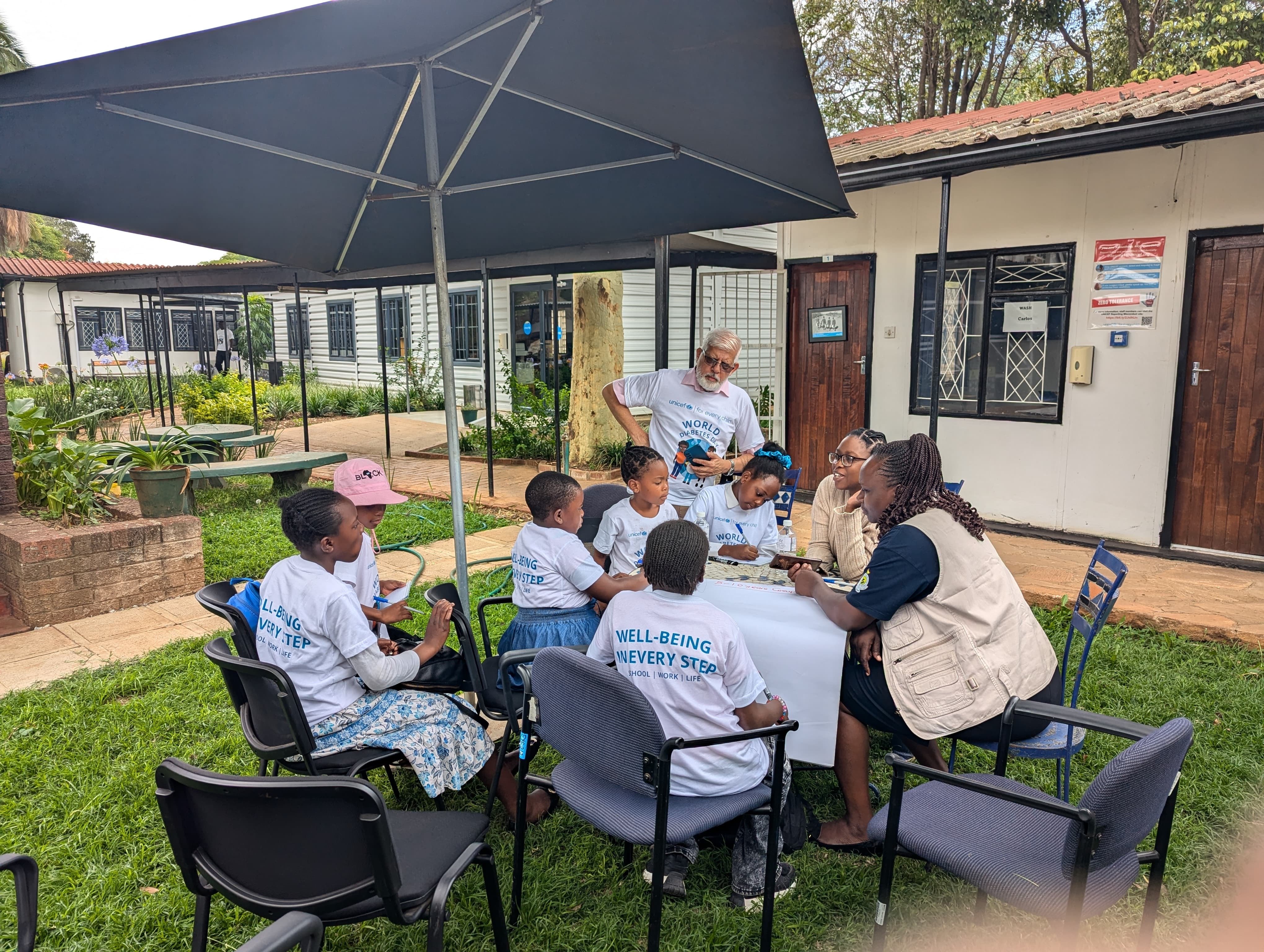 8B9164A2-AAF8-48B1-BEBE-0A6B648C3DDC